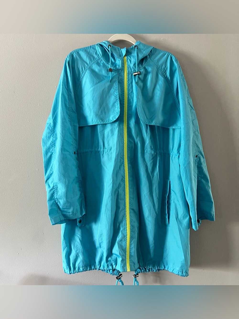 Denim Co Parka in a Pocket Turquoise with Neon Yellow Zip